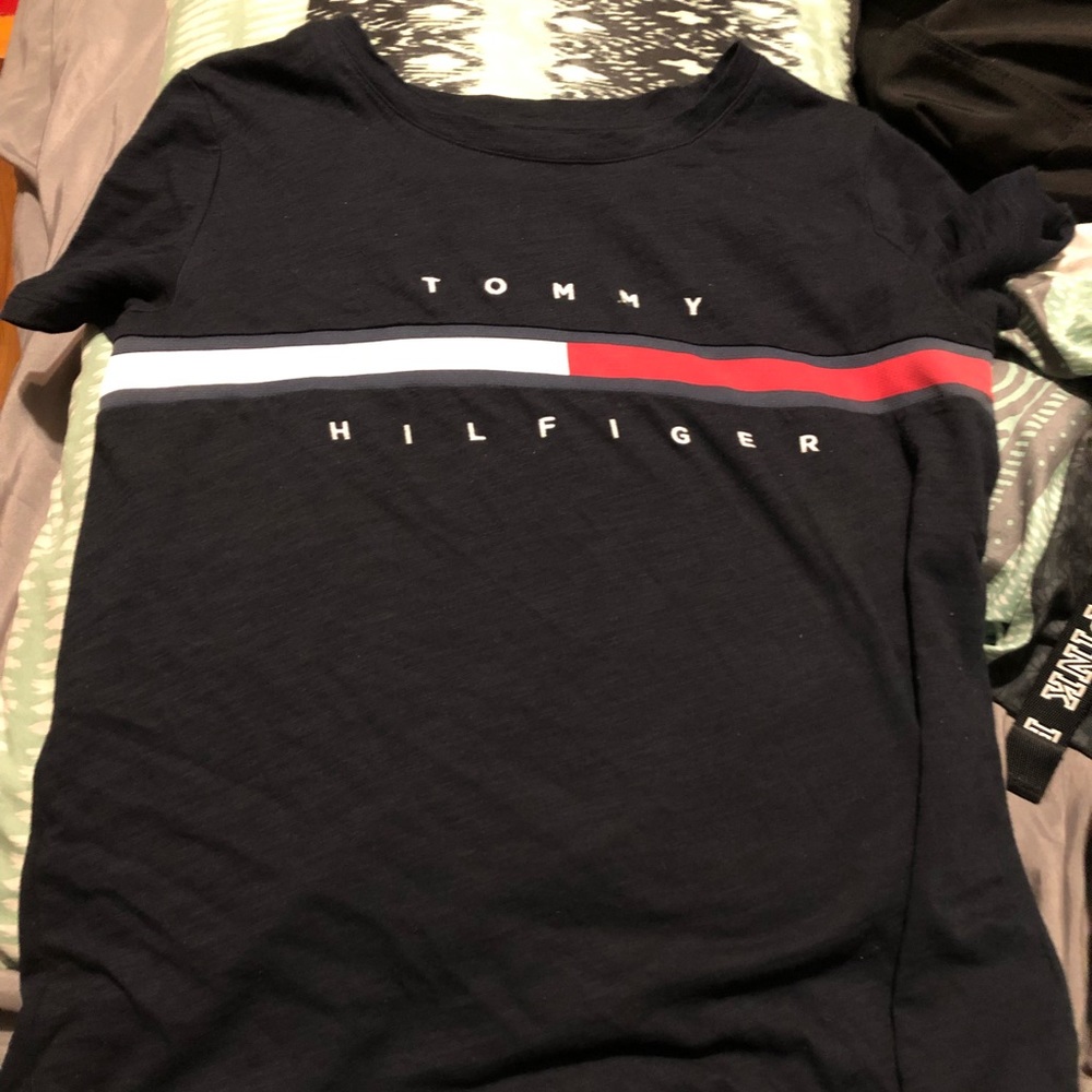 tommy hilfiger tshirt